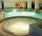 &Eacute;lm&eacute;nymedence pezsgőf&uuml;rdő Albatros Wellnesstechnika