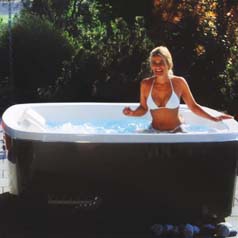 Riviera Pool pezsgőfürdő